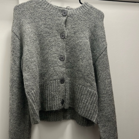 Zara Sweaters - Zara Sweater